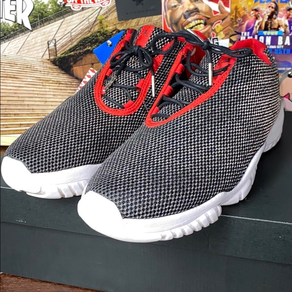 Jordan Fusion Sz. 10.5 - Picture 2 of 2